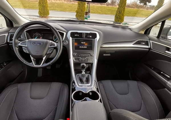 Ford Mondeo cena 34900 przebieg: 311678, rok produkcji 2015 z Września małe 407